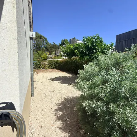 Les Terres Radieuses, Le Calme A 5 Minutes De La *